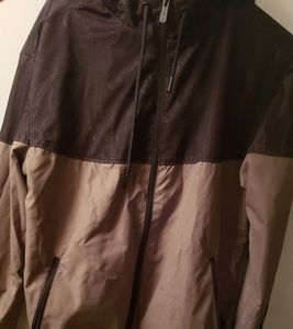 Windbreaker olive green